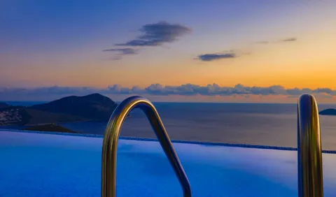 Deniz Manzaralı Villalar